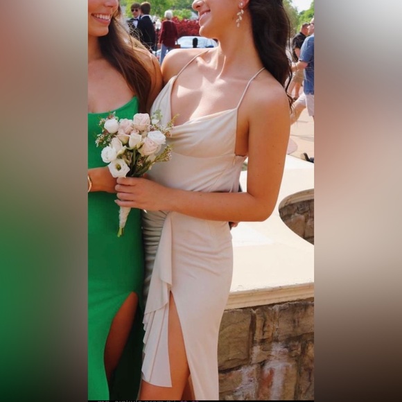 Revolve So Juicy Maxi Dress - Picture 3 of 4